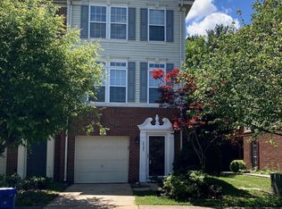 2985 Huntington Grove Sq, Alexandria, VA 22306