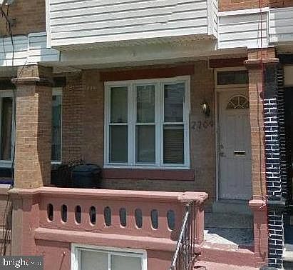 2nd image of 2209 S Bonsall St