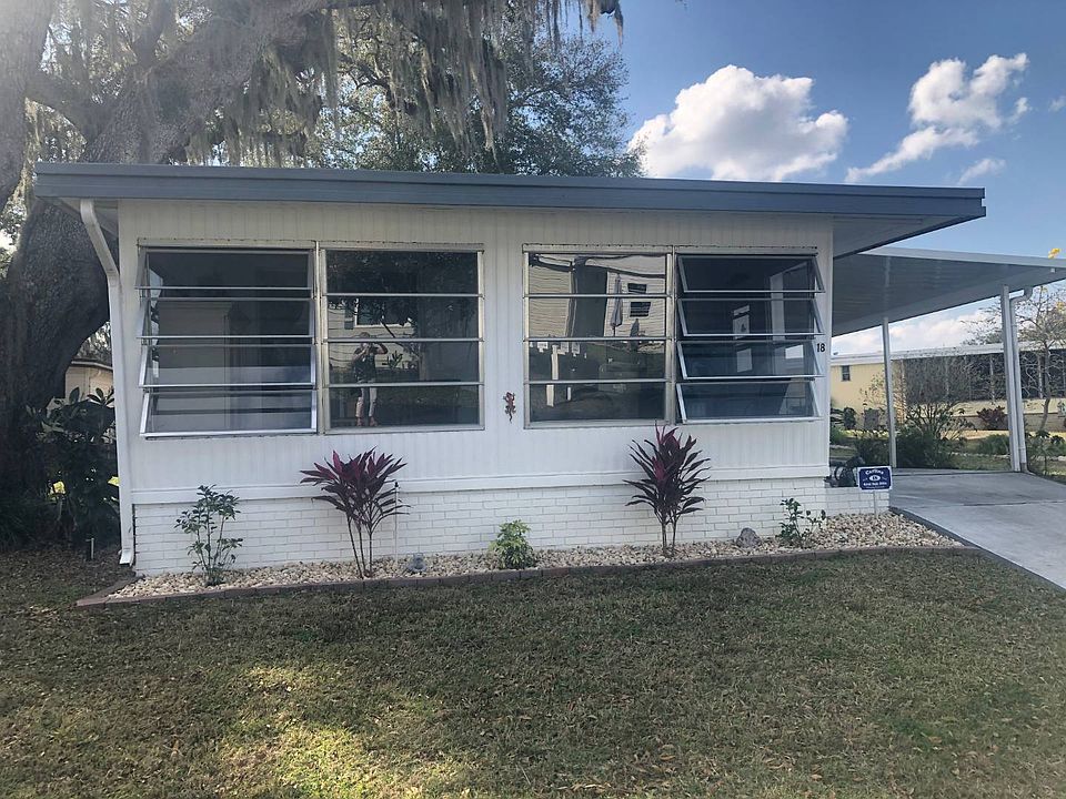1st image of 18 Great Oak Dr