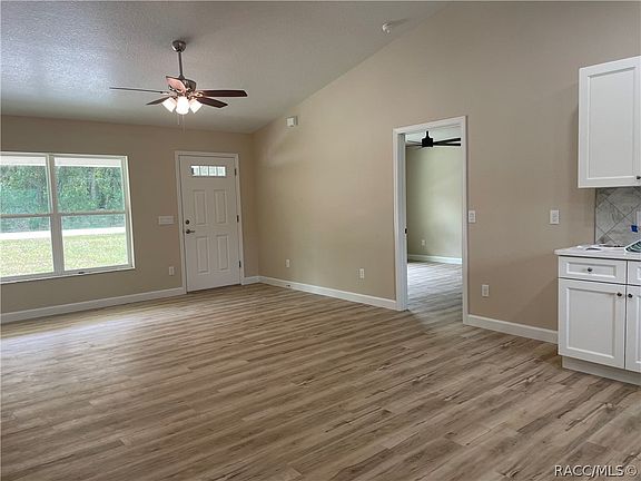 5th image of 6532 N Iris Dr