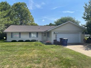 3641 Whittier Ln, Danville, IL 61832