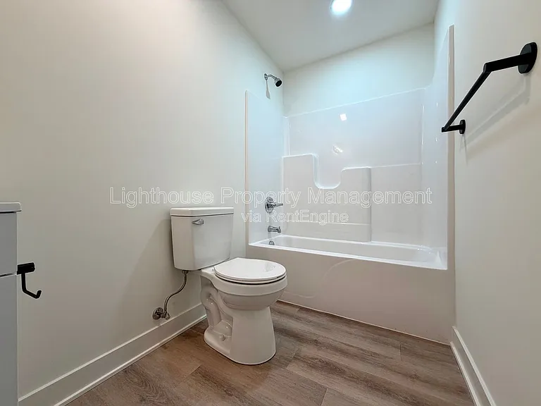 313 Orchard Ave #2 — Photo 16