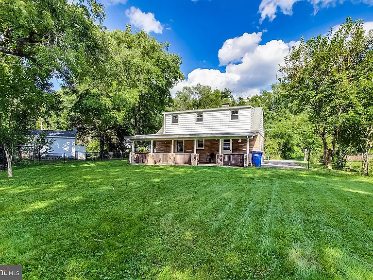 6641 Barrett Rd — Photo 43