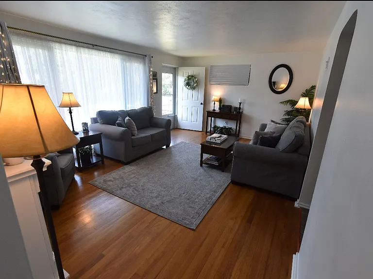 1709 Cornell Rd — Photo 3