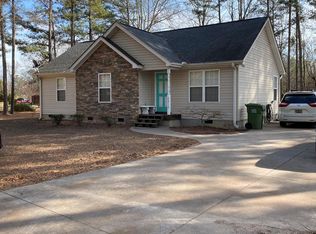2316 Woodlawn Rd, Greenwood, SC 29649