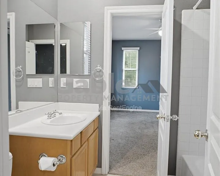 26925 Carmelita Dr — Photo 18