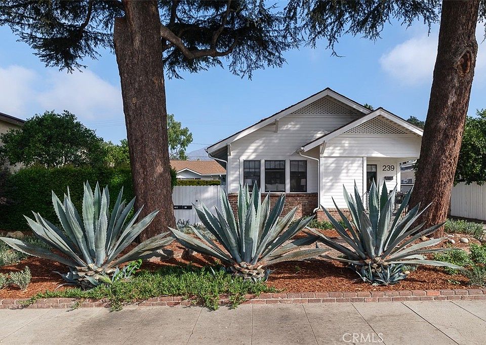 1st image of 239 W Palm Ave