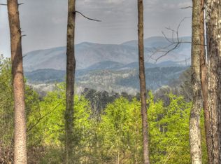31 Summit View Dr, Ellijay, GA 30540