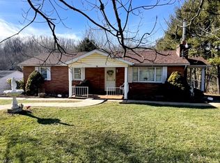 535 Broadford Rd, Connellsville, PA 15425