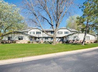 11348 Ibis St NW, Coon Rapids, MN 55433