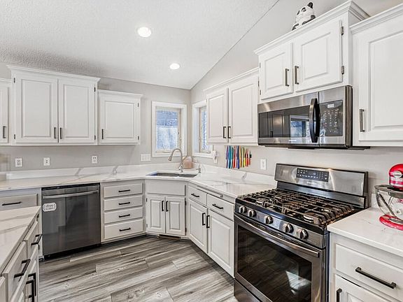 2nd image of 145 Terrace Rd NE