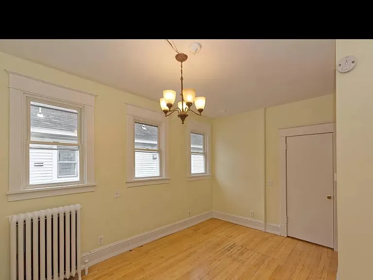 876 Warren St #2 — Photo 2