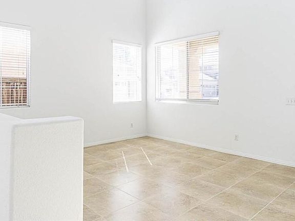 3rd image of 9393 Palo Verde Dr