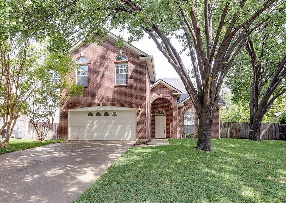 1st image of 3306 Bridlewood Dr