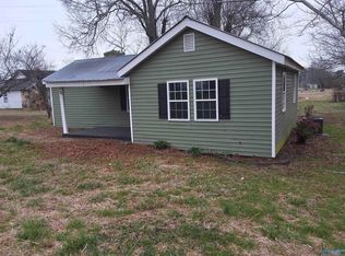 34 Woodview Rd, Henagar, AL 35978