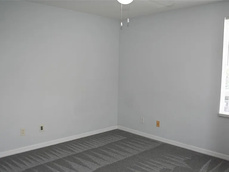 3939 Cesare St — Photo 9
