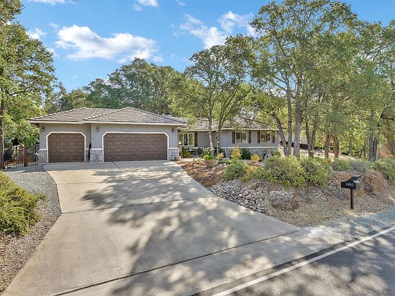 2nd image of 2495 Meadowood Dr #198