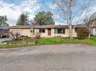 2031 Kincheloe Ln, Myrtle Point, OR 97458