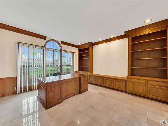 3rd image of 17819 Argonne Estates Dr