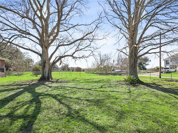 2128 Jean Lafitte Blvd, Lafitte, LA 70067