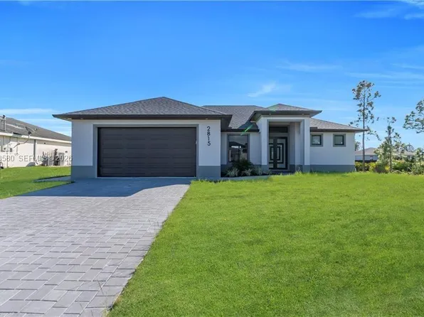 2815 44th St W, Lehigh Acres, FL 33971