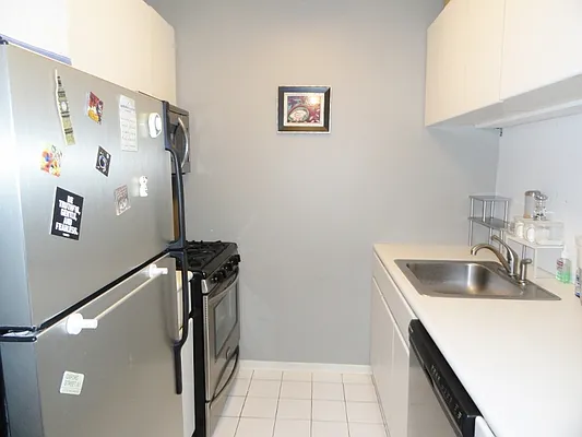 Rented by Battery Park Realty | media 9