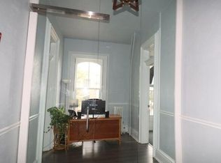 3 S Market St, Selinsgrove, PA 17870