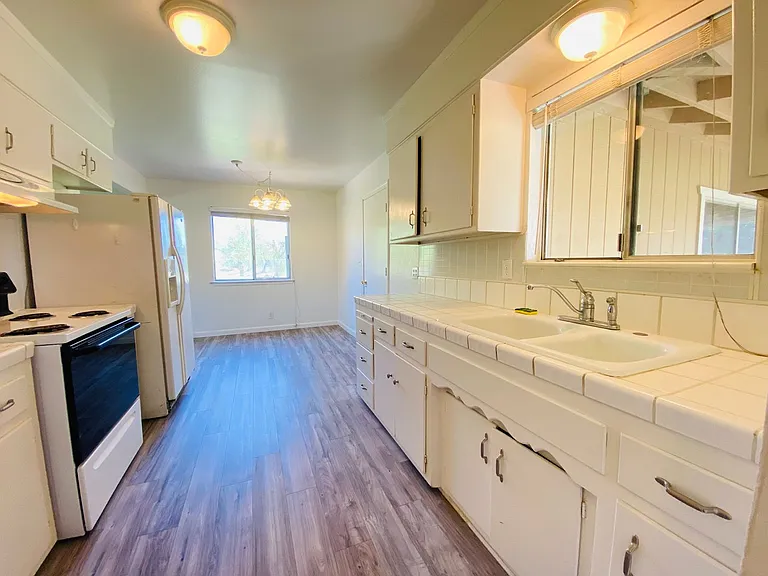 9635 Titan Rd — Photo 8