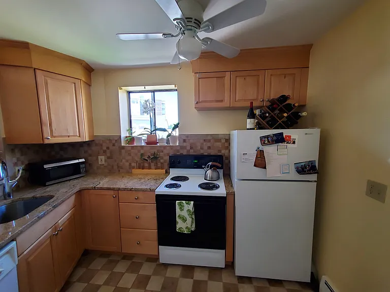 34 Babcock St #403 — Photo 6