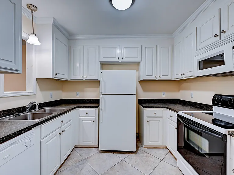 36 Magnolia Glen Ln — Photo 10
