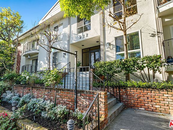 5th image of 922 14th St APT 111