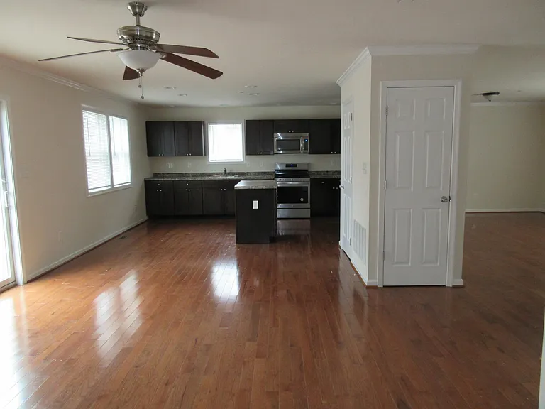 7705 Smallwood Cir — Photo 7