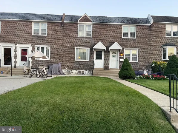 422 Westmont Dr, Collingdale, PA 19023