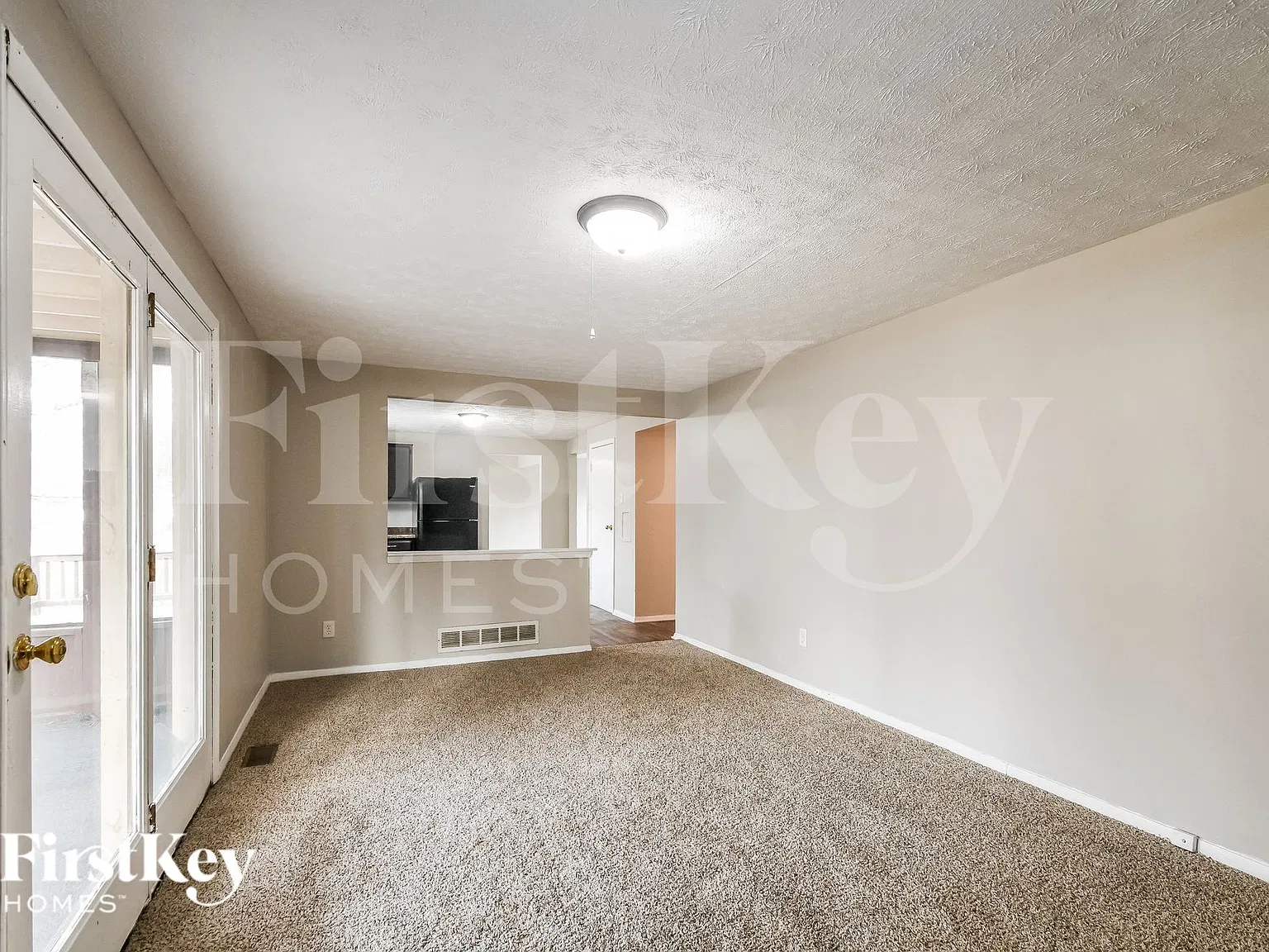 4 bed, 3.0 bath, 2436 sqft, $1,990 — Photo 3