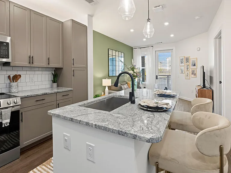 Enclave at Radius Dilworth — Photo 13