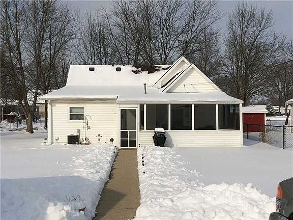 4th image of 1133 E 2nd St