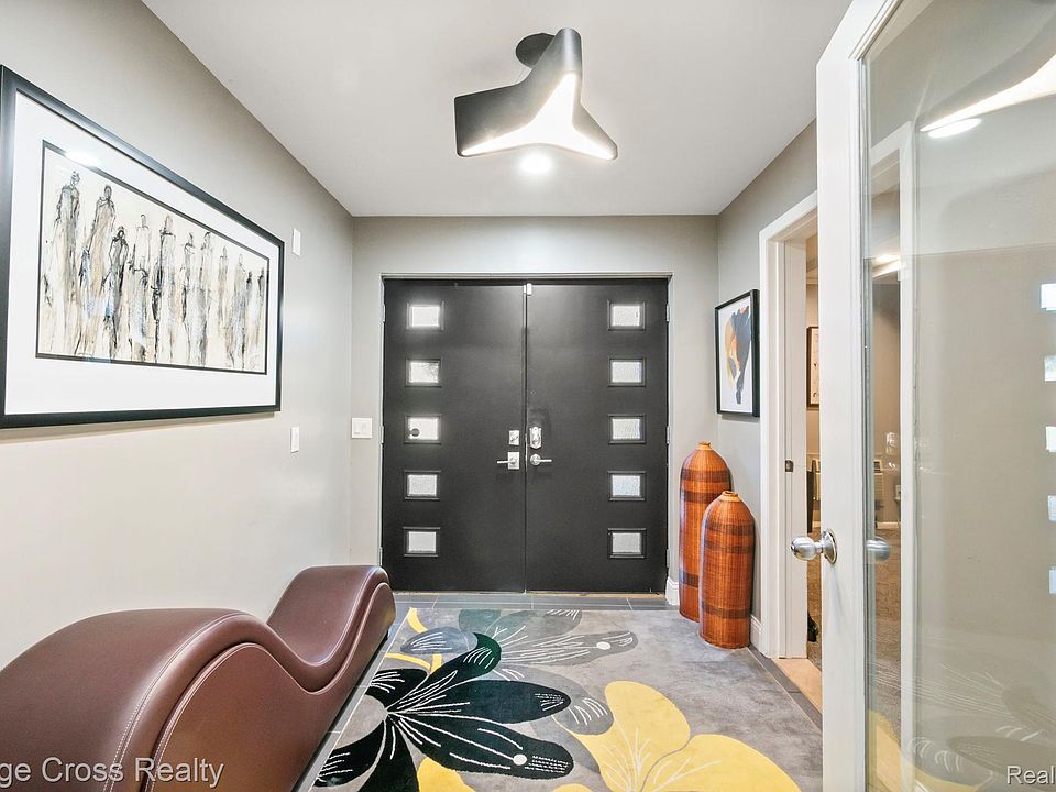 24459 Bloomington Ct, Franklin, MI 48025 | MLS #20261020326 | Zillow