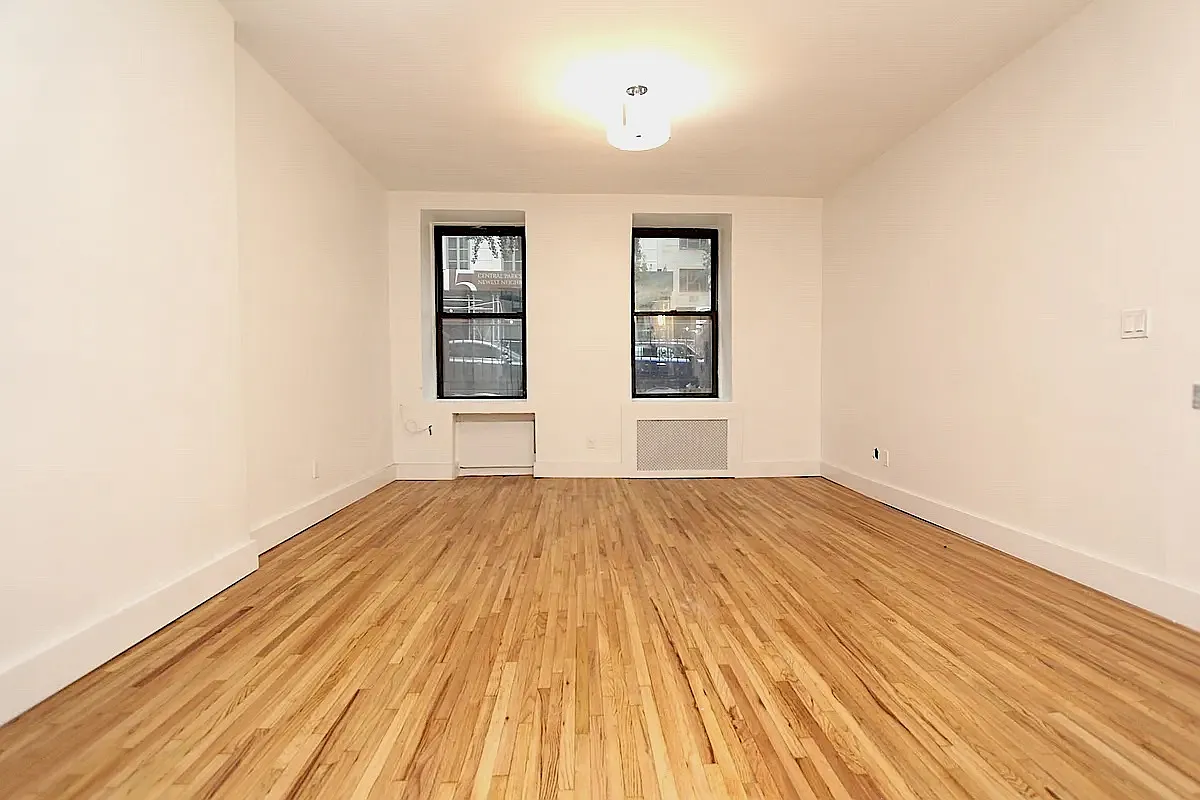 26 West 96th Street — Photo 2