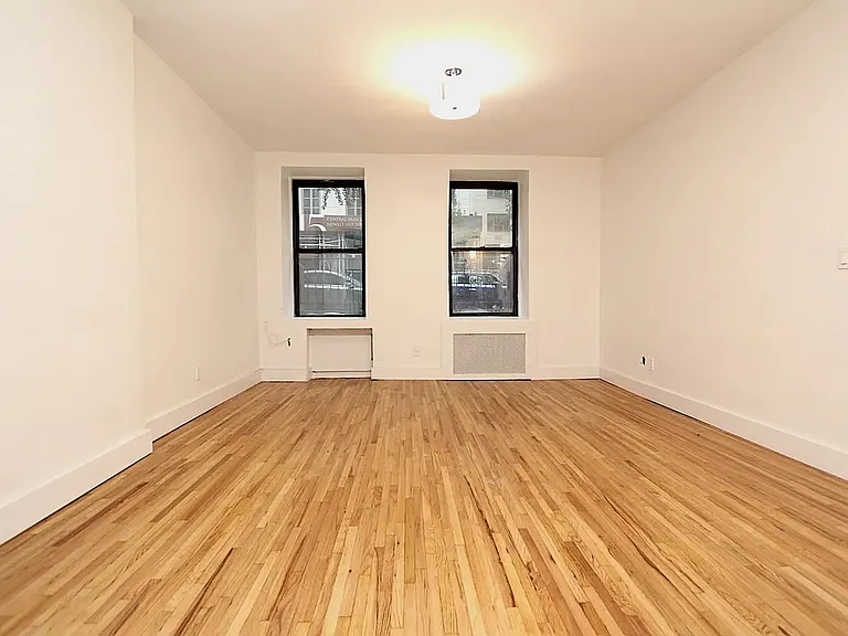 26 W 96th St #1 — Photo 2