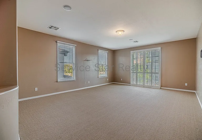 2214 E Chanute Pass — Photo 22