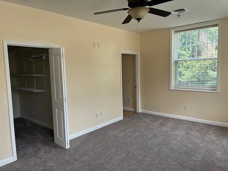 816 N Boehne Camp Rd #220 — Photo 6