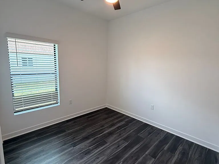 5141 27th St SW — Photo 10
