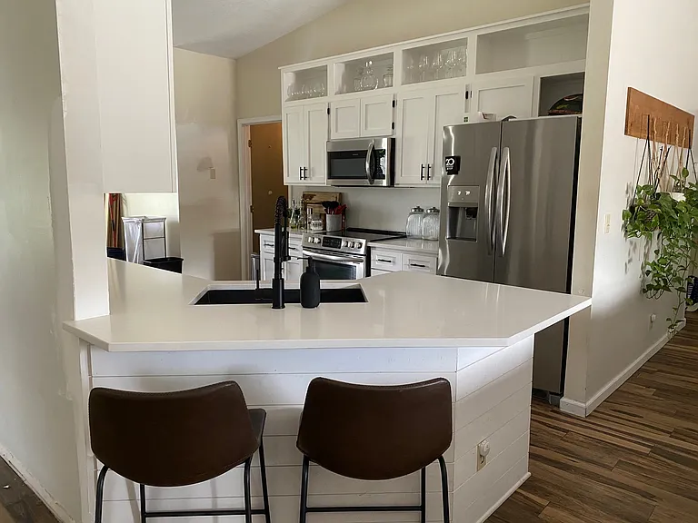 2055 Capistrano Dr — Photo 5