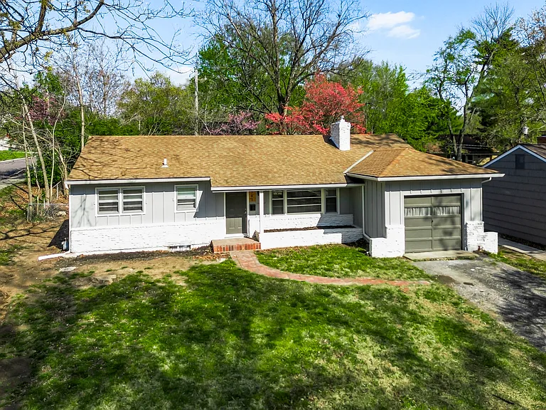 7701MOHAWKDR31_04142025