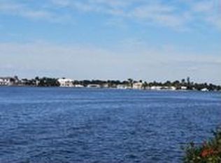 2190 Ibis Isle Rd APT 3, Palm Beach, FL 33480