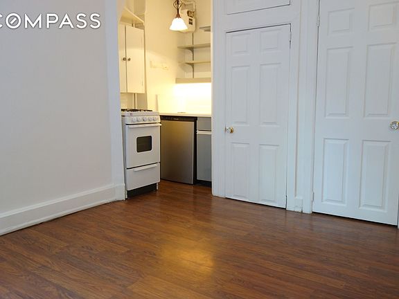 2nd image of 16 Christopher St APT 31