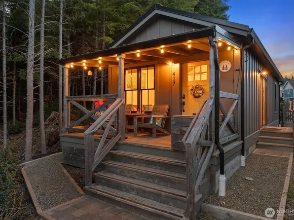 417 E Compass Street, Pacific Beach, WA 98571