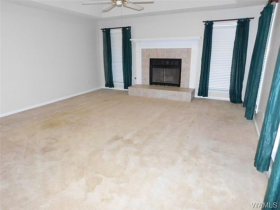 4th image of 10481 Sunnyland Dr