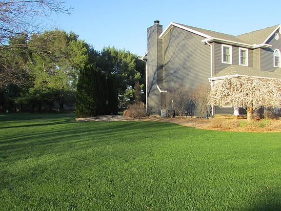 3rd image of 10069 Briargate Ct