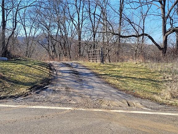 3rd image of 4002 Plainfield Rd